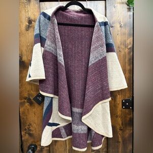 Elegant Open Front Cardigan in Cream and Burgundy